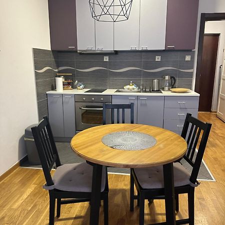 Charlie Aviv Park Apartment Beograd Bagian luar foto